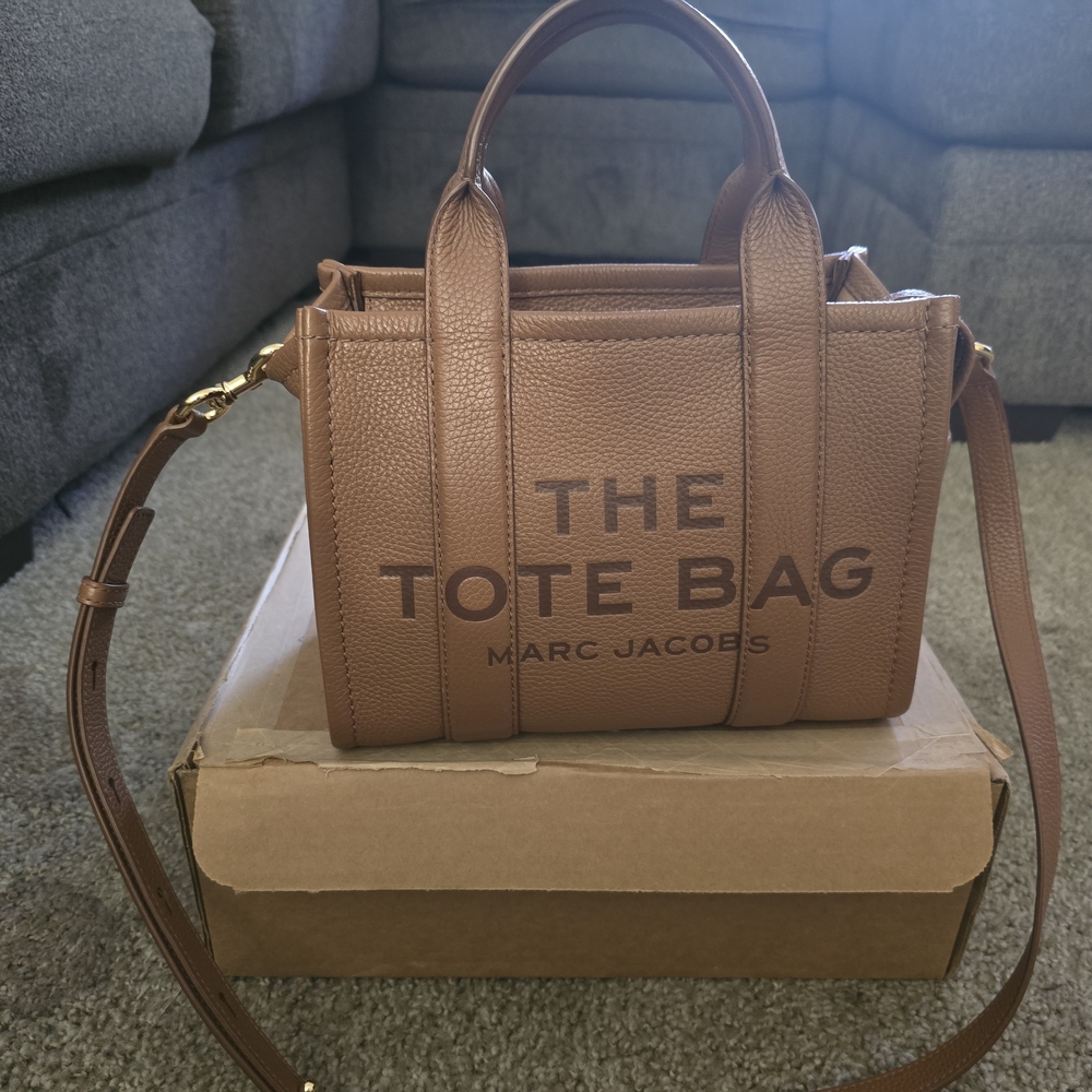 Marc Jacobs Brown Tote Bag
